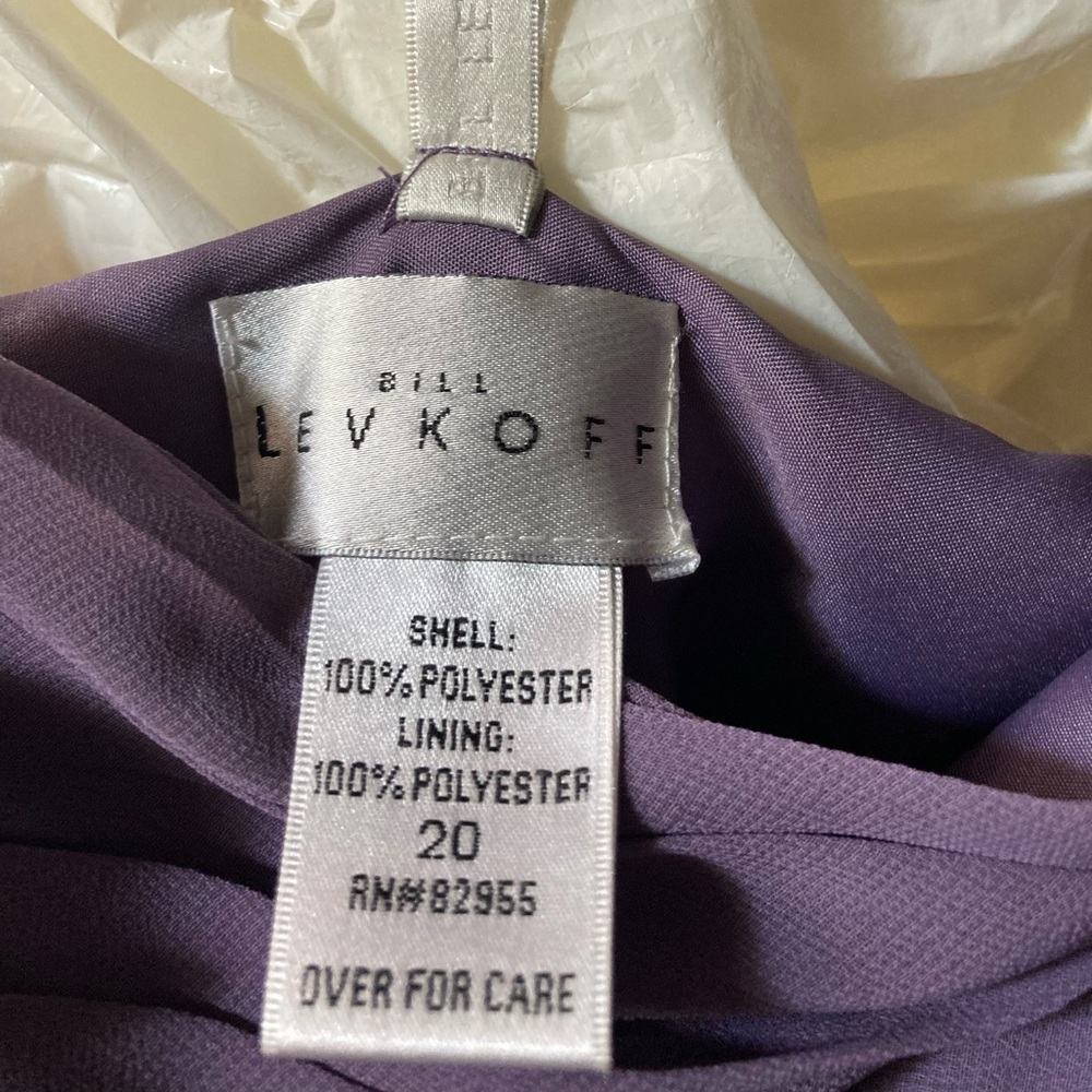 Lilac gown - Picture 4 of 4